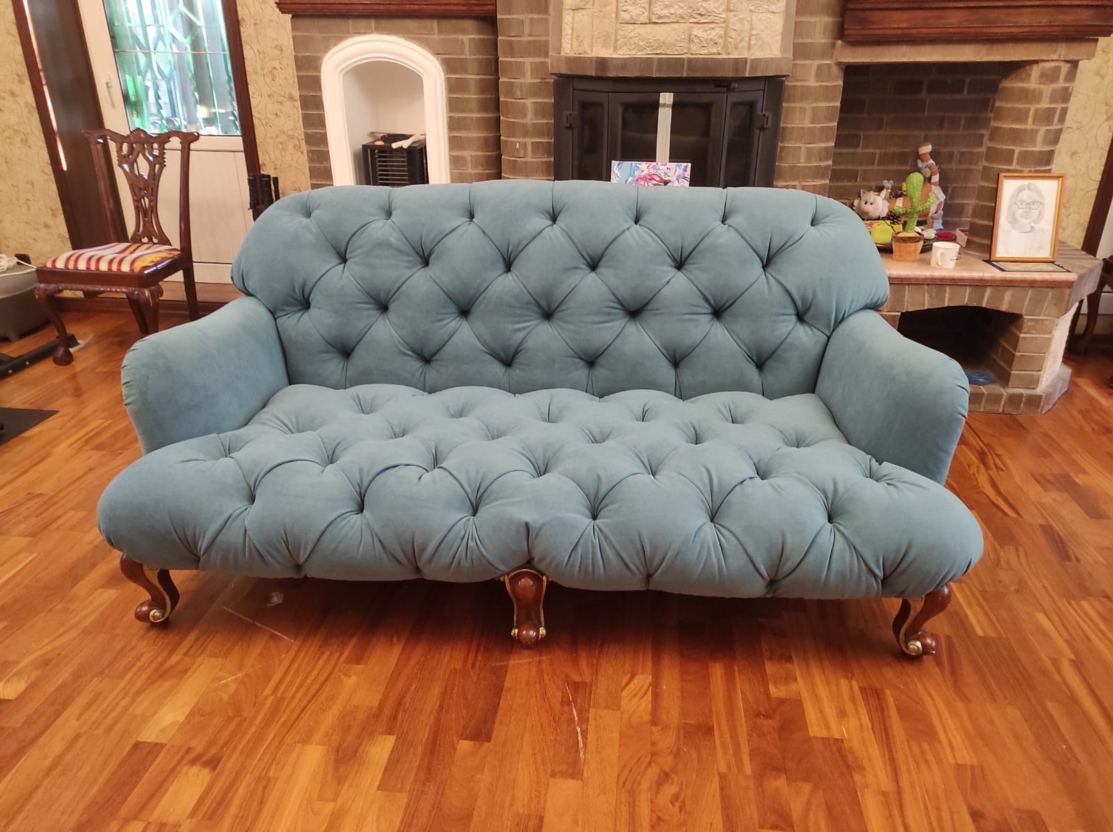 Обивка дивана. Алексеевка